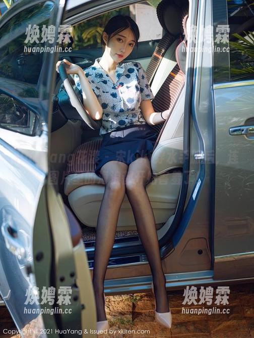 HuaYang花漾-宋kiki HuaYang花漾 - 宋kiki穿水手服后,连图片里的海浪都开始害羞了!