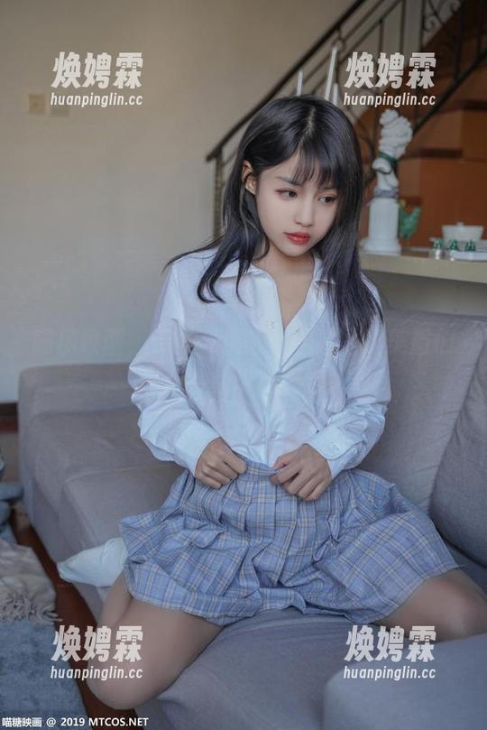 喵糖映画，无圣光挑战，图片里的美眉们一袭纱裙诱惑无边。