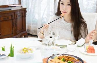 MiStar魅妍社 – 穿着礼服的小沫琳，隐秘在网盘的缝隙中