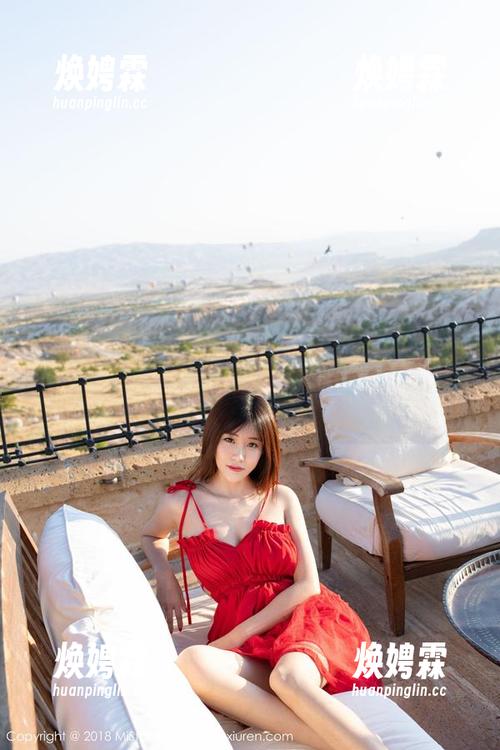 MiStar魅妍社 - 芝芝Booty与浴缸的温柔对话，美图中闪烁着微妙的春意，只言片语