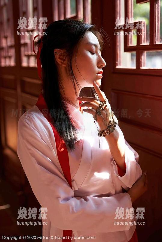 MiiTao蜜桃社 - 许思铭的蕾丝照，今天就免费送你一波亮眼的！