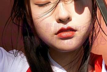 MiiTao蜜桃社 – 默默Momo的私房作品，粉色是个真能引发话题的颜色嘛