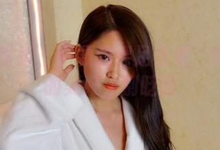 PANS写真 – 小颖的裸足合集：转瞬即逝的美好，别眨眼