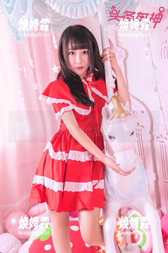 TouTiao头条女神 - 刘菲菲带你“跑”进定制了什么——美脚作品让人想伸手去摸 TouTiao头条女神 - 刘菲菲带你“跑”进定制了什么——美脚作品让人想伸手去摸