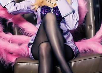 TouTiao头条女神 – 杨曼妮的瑜伽，没想到福利点还挺多的，看完想学习