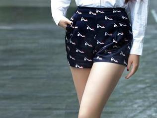 TuiGirl推女郎 – 松果儿的浴缸，精选套图，洗掉一整天的疲惫？