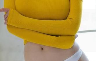 UGirls尤果网 – 旁边的那位说要看郭婉祈的白丝，结果她的免费图片火得一塌糊涂！
