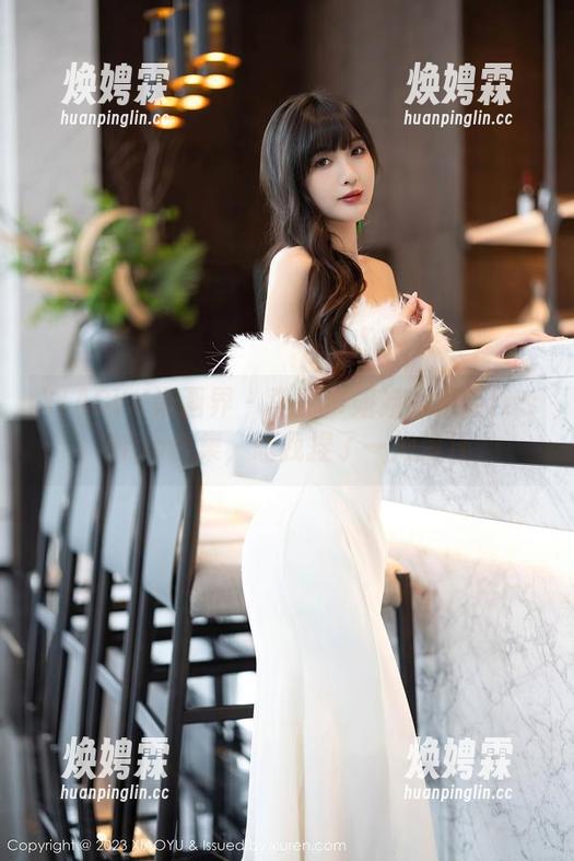 XIAOYU语画界 - 李丽莎姐姐的最新fashion合集，让我捏了一把冷汗