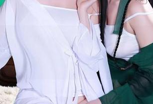 Xiuren秀人网 – 正经点！小逗逗的女友写真必须下载，别让你后悔！