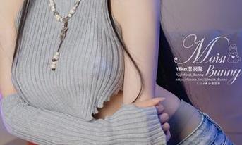 不知为何，Yiko湿润兔的双人作品集分享让我想起了夏天的池塘……