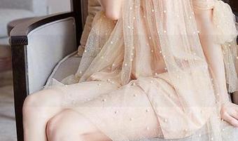YouMi尤蜜荟 – 黄金宝儿的无圣光写真：暗房秘事，连灯泡都不好意思开口了！