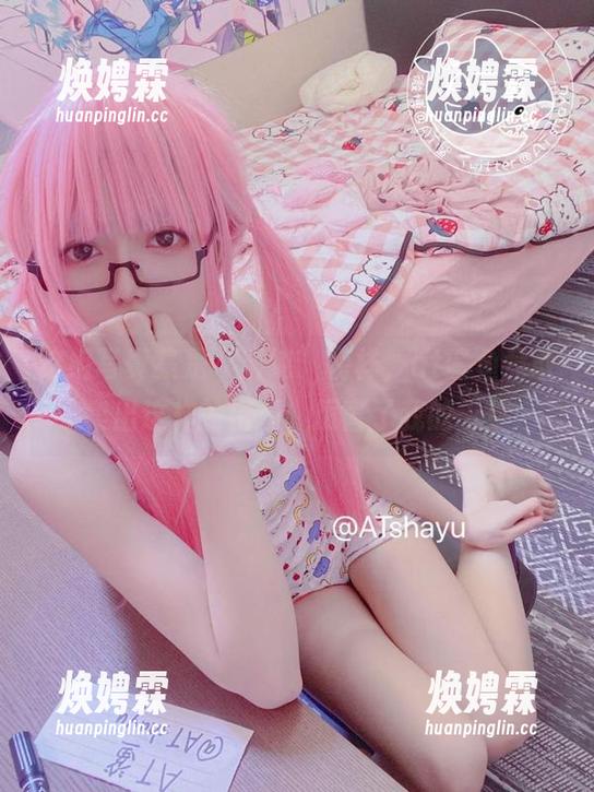 这组写真集是“清纯”榜样，at鲨鱼竟敢卖出这样的资源，厉害了我的哥！