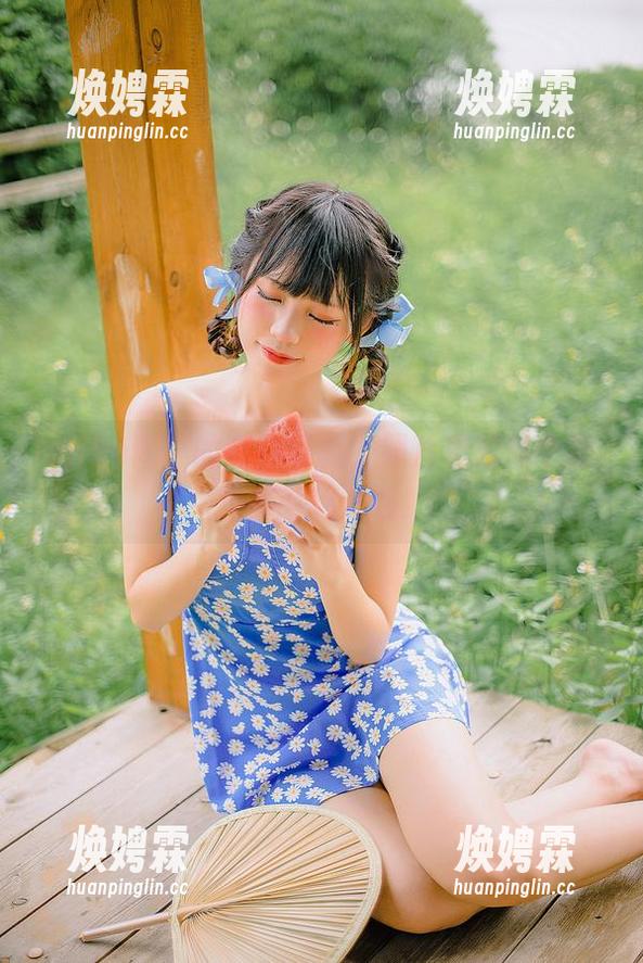 miko酱吖的女仆写真，照片里的每个细节都萌到炸裂！
