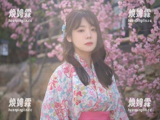 在高清壁纸与wuyo(우요)的纯真里，我也想变得水灵灵的！