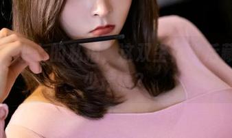 丽柜 – 小七的私拍，这双生花背后藏了多少粽情？