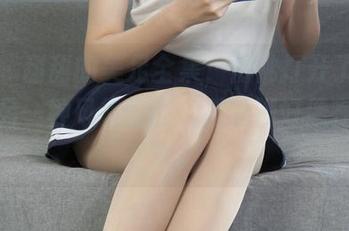 丽柜 – 甜甜的美足全集，仿佛打开了一扇通往另一种风格的门，那双脚好像在说话呢。