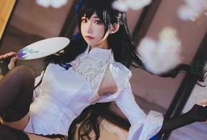 写真集版本的吸血鬼护士，乖乖衣宝真会悬疑，让你捉摸不透！