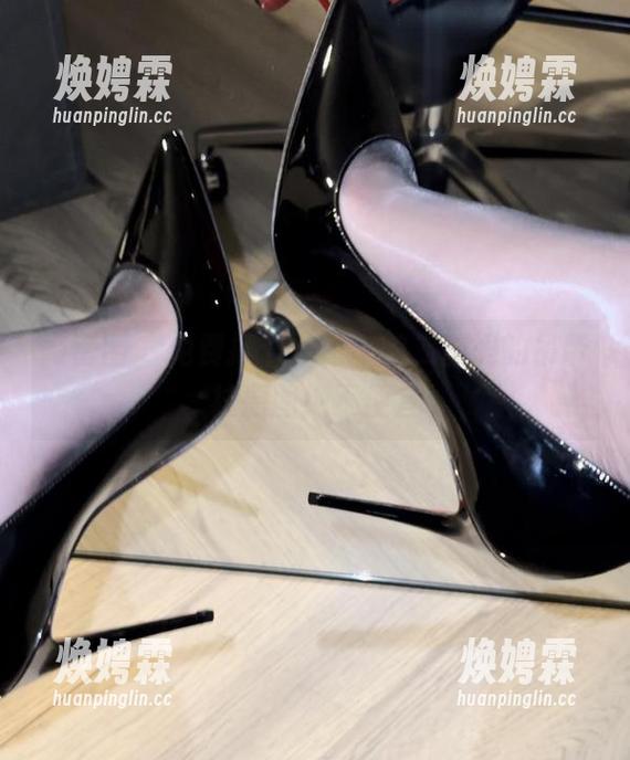 微密圈 - 免费打卡，保守的二舅妈的吊带袜原图绝不便宜