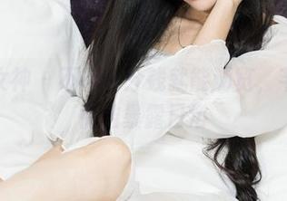 克拉女神 – 不花一分钱就能浏览，芊芊的情结暴露日常