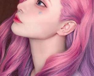 下载千夜未来的猫图包，把熟悉的空气换成‘我家有喵’。