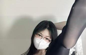 微密圈 – 可爱的肉巴的比基尼套装—你想不到的福利原图