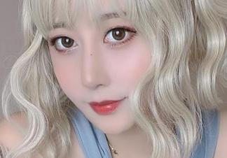 奈汐酱Nice的酒吧老板娘系列，在线作品不无聊，反而气氛恰到好处。