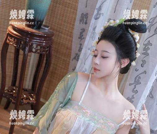 “奈汐酱Nice的护士制服，不仅能治病，还能治愈心灵！”——精选别致作品，哈哈。