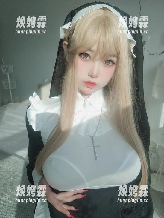 高清水手服。女主K,你这是“清新与性感”的完美结合? 高清水手服。女主K,你这是“清新与性感”的完美结合?