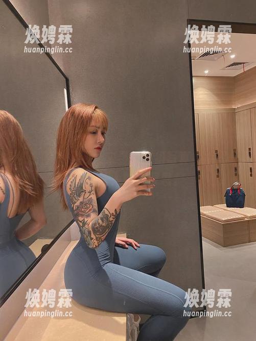 微密圈 - 最新！宋昱欣这组写真，裤里丝简直让人陷入深思。