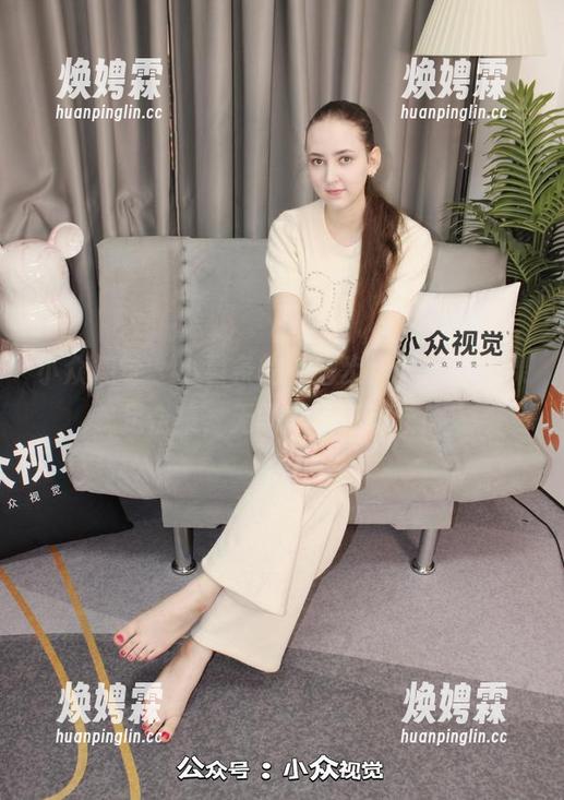 小众视觉 - 小薯条的“脚步声”系列,裸足合集,无需高级运动鞋! 小众视觉 - 小薯条的“脚步声”系列,裸足合集,无需高级运动鞋!