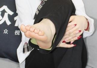 小众视觉 – 当内衣遇上芳芳，私房图片中不小心多看了几眼