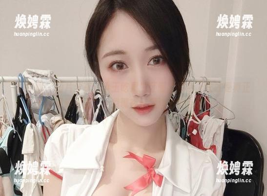 微密圈 - 图片分享:小玉吃果冻证明了紫色上衣才是真正的“吸睛利器”,我现在好想涂个紫色的口红。 微密圈 - 图片分享:小玉吃果冻证明了紫色上衣才是真正的“吸睛利器”,我现在好想涂个紫色的口红。