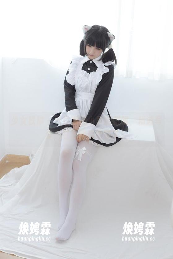 少女秩序 - 专注凝视小葵的眼镜，精选写真，甚至眼都看花了！