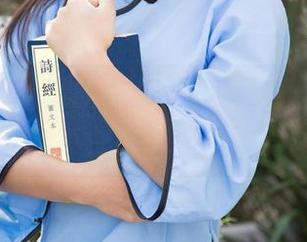 尤果网 – 靳宝的皮衣写真：太好看了，忍不住要变壁纸！