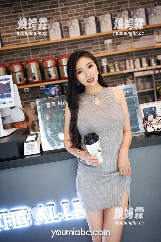 尤蜜荟 - 免费版的短裙，H杯陈若初在这里忽然变成了时尚教科书？