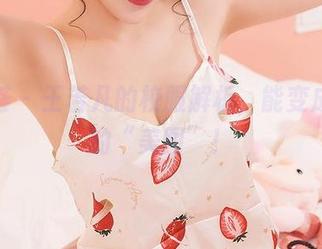 尤蜜荟 – 王若凡的校服解析，能变成壁纸的“美图”！