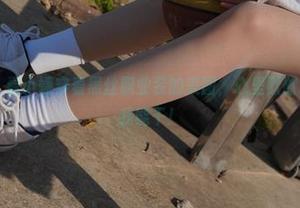 异思趣向 – 看小婕穿着黑丝职业装的美图，心里默默想：这工作我能干！