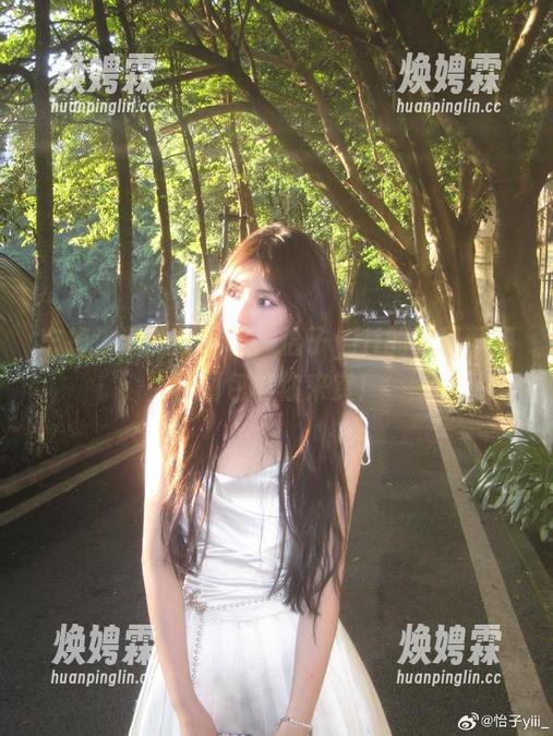 忘掉浪漫的故事吧,怡子yiii的紫蔷薇福利图包等你来赏! 忘掉浪漫的故事吧,怡子yiii的紫蔷薇福利图包等你来赏!