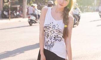 推女神 – 说是原图，其实我只看到了晓艾fafa的美脚，其他的我想多了！