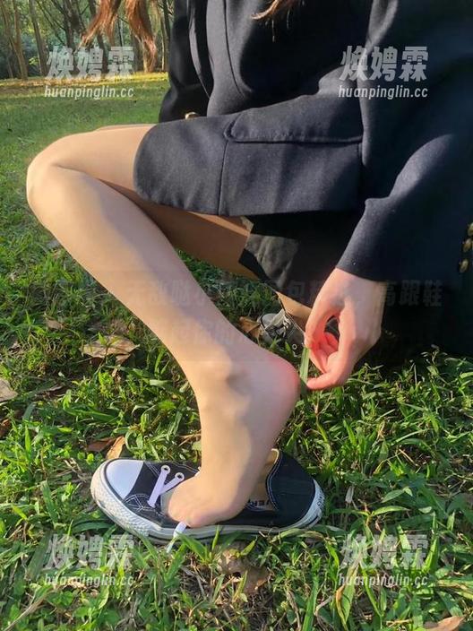 微密圈 - 无敌哒小姨妈图包精选，高跟鞋踮起你的心尖尖！