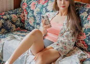 普美(bomi)的私房网袜与图包漫游，开始没羞没臊之旅