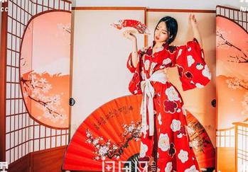 果团网 – 黑丝在指尖舞动，陈雅漫的美图让我欲罢不能