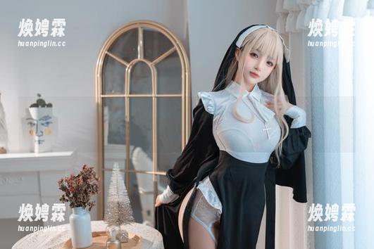 純白与妩媚并存，桜井宁宁的高清原图巫女造型，果然有点小迷人呢。