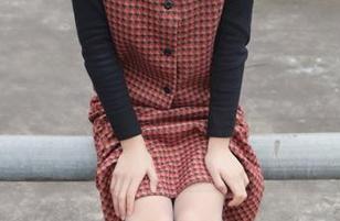 梦丝女神 – 你愿意坐上这一列火车吗？票是玥玥的写真图片，车票上写着“超自然系”。