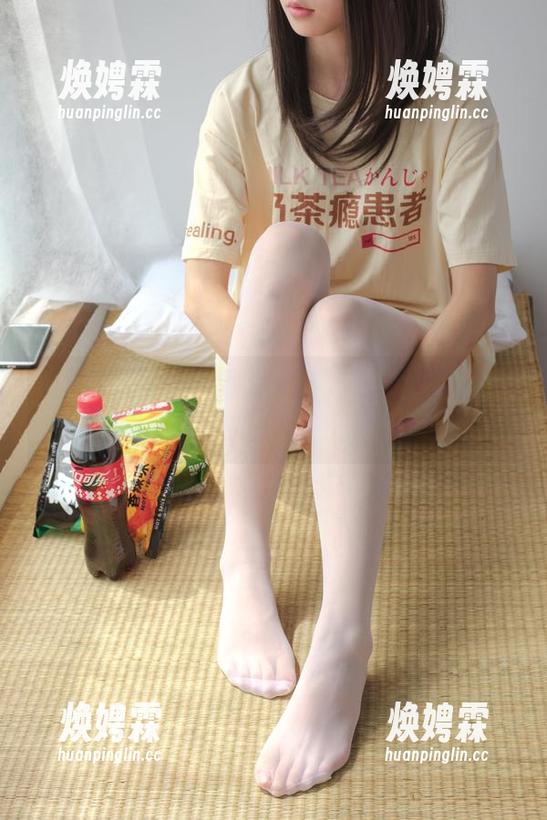 森萝财团出品：窗台上的白丝少女资源，满满的“白”法则