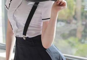 模范学院 – 在牛仔裤中的恰到好处，韩好甜集合了一切！