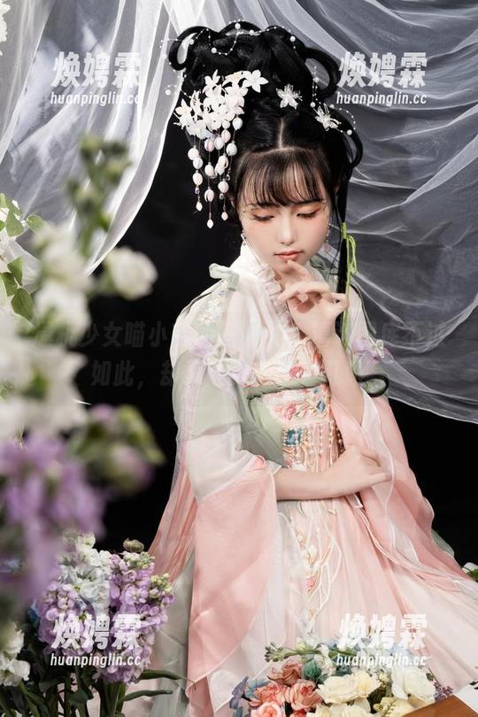 爆机少女喵小吉的答谢礼，精选图库不过如此，却又让人想多看几眼。