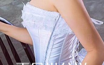 爱尤物 – 维妮卡的无圣光写真，指尖热浪正好遇上了夏天的微风