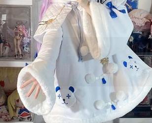 不碰头就不能怼！白栎Shirly的HD照片让我成功坐上了崩坏星穹的快乐快车。
