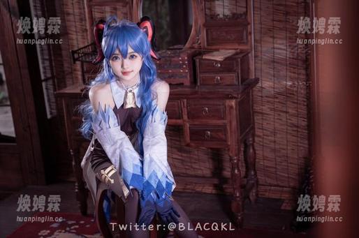 白莉爱吃巧克力的新作《安琪拉》：一览无遗，无圣光外加细节满分！